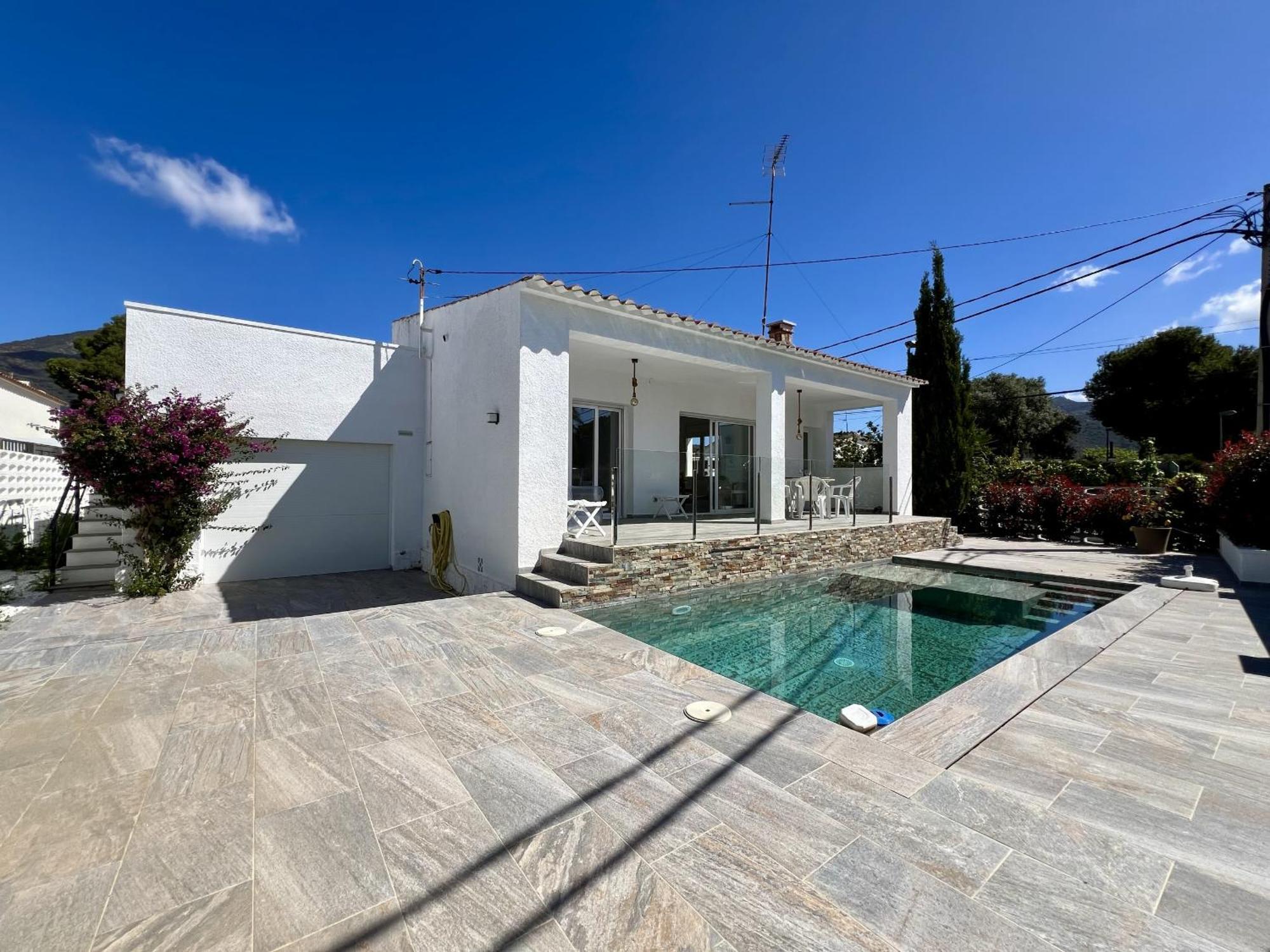 Montsia 23 - Casa Con Piscina Privada En Roses Villa Екстериор снимка