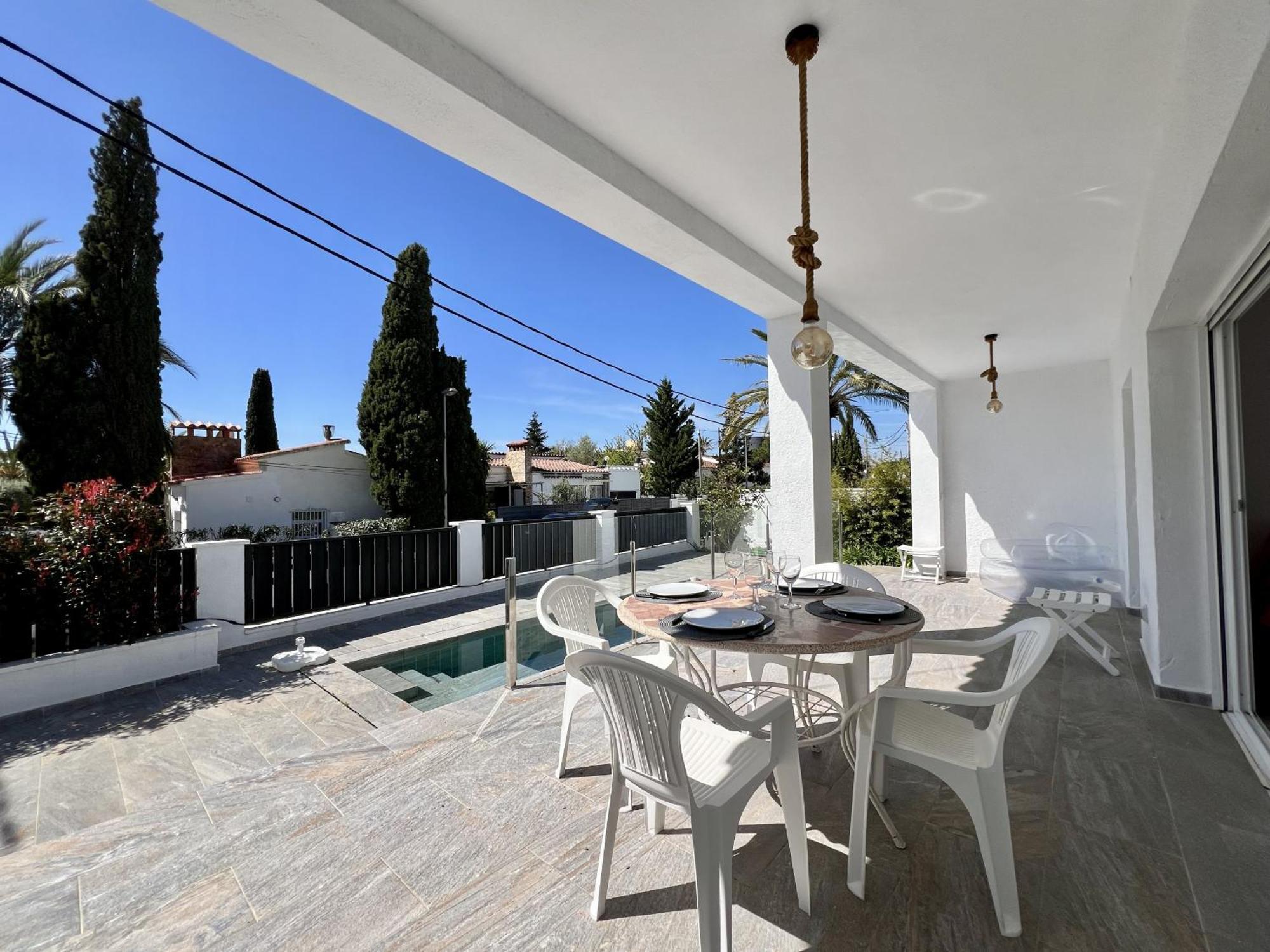 Montsia 23 - Casa Con Piscina Privada En Roses Villa Екстериор снимка